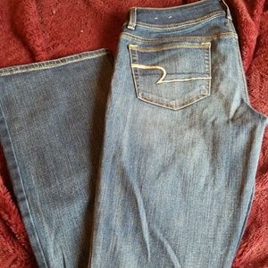 Women's American eagle jeans
